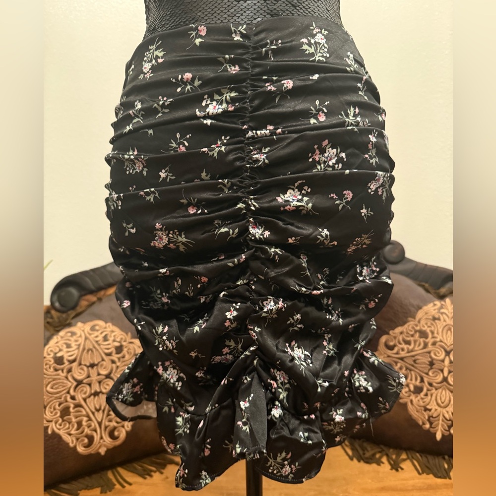 Dolls Kill Rare London Black Floral Ruched Mini Skirt Size 4